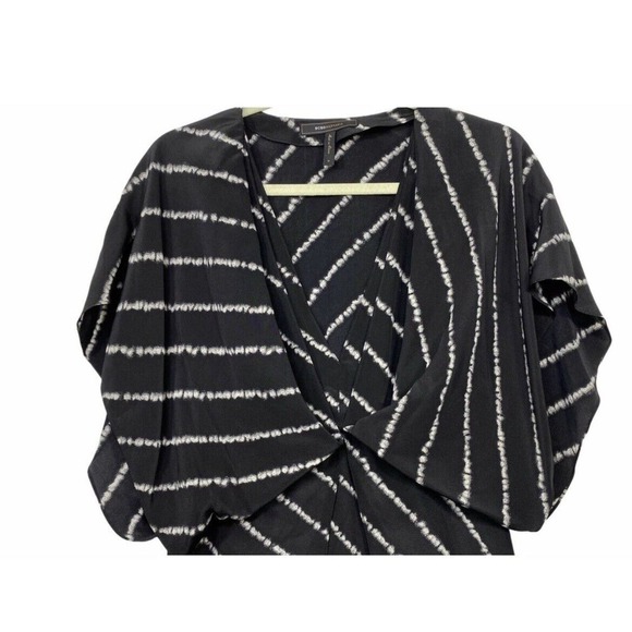 BCBG Max Azria Black & White Striped Top Empire Waist Blouse SZ Medium - Picture 3 of 11